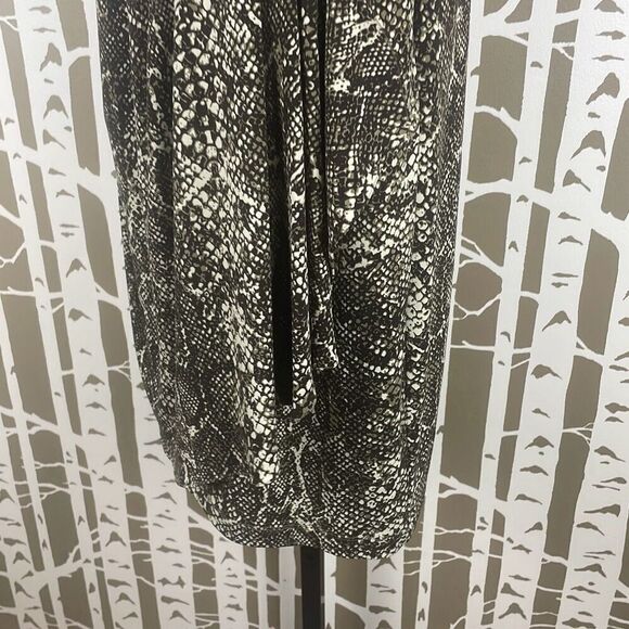 Calvin Klein Olive Green Snake Print Dress 10 - Picture 9 of 13